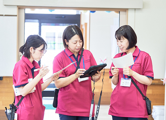 医療的ケア児の児童発達支援 フレフレの職員