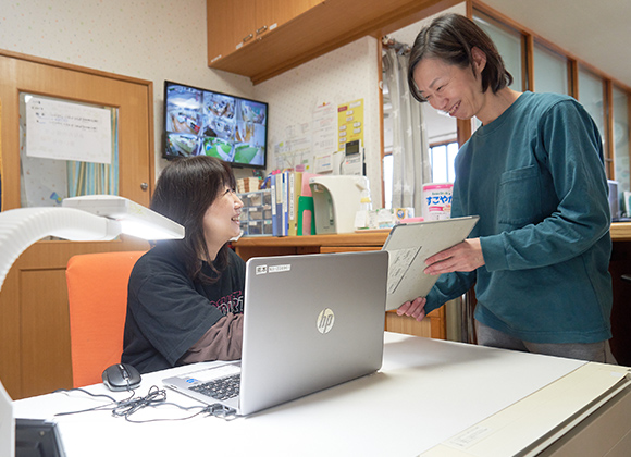 心身ともに健やかに養育することを方針とします